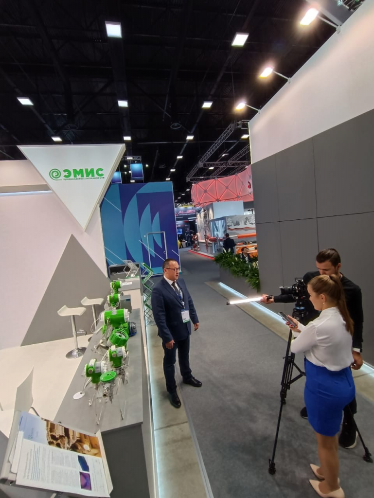 на стенде компании ожидается не менее напряженная работа на стенде компании ожидается не менее напряженная работа