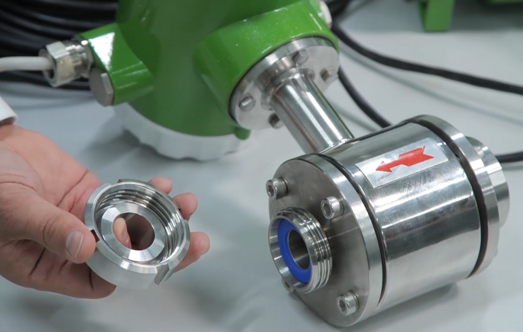 ЭМИС-МАГ 270 с типом присоединения «молочная гайка» ЭМИС-МАГ 270 с типом присоединения «молочная гайка»