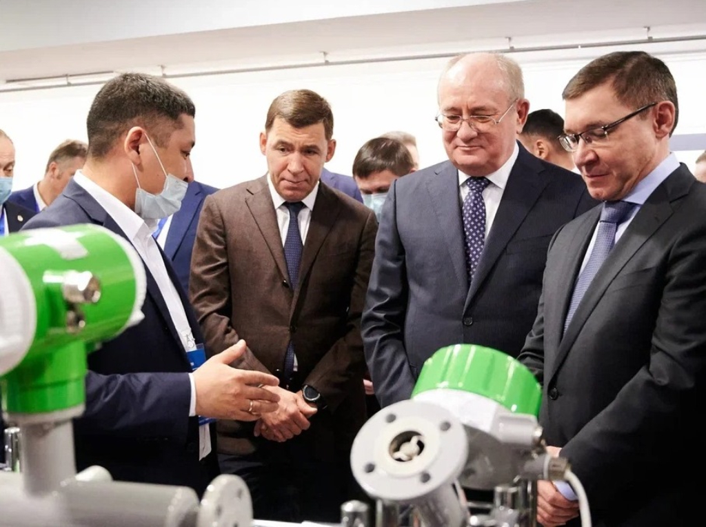 Представление продукции ЭМИС на стенде ГАЗПРОМ Представление продукции ЭМИС на стенде ГАЗПРОМ