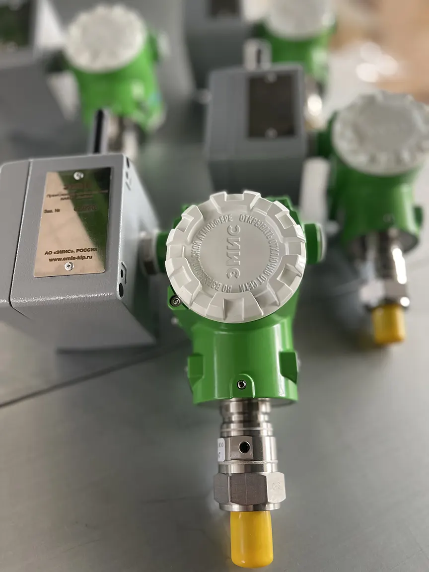 Датчик давления ЭМИС-БАР в комплектации с ЭМИС-СИСТЕМА 800 Датчик давления ЭМИС-БАР в комплектации с ЭМИС-СИСТЕМА 800